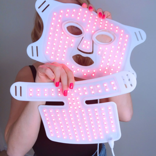 MedAes Led masker lichttherapie LM01 voor gezicht, nek en borst – 7 lichtmodi in situatie rood licht achterkant