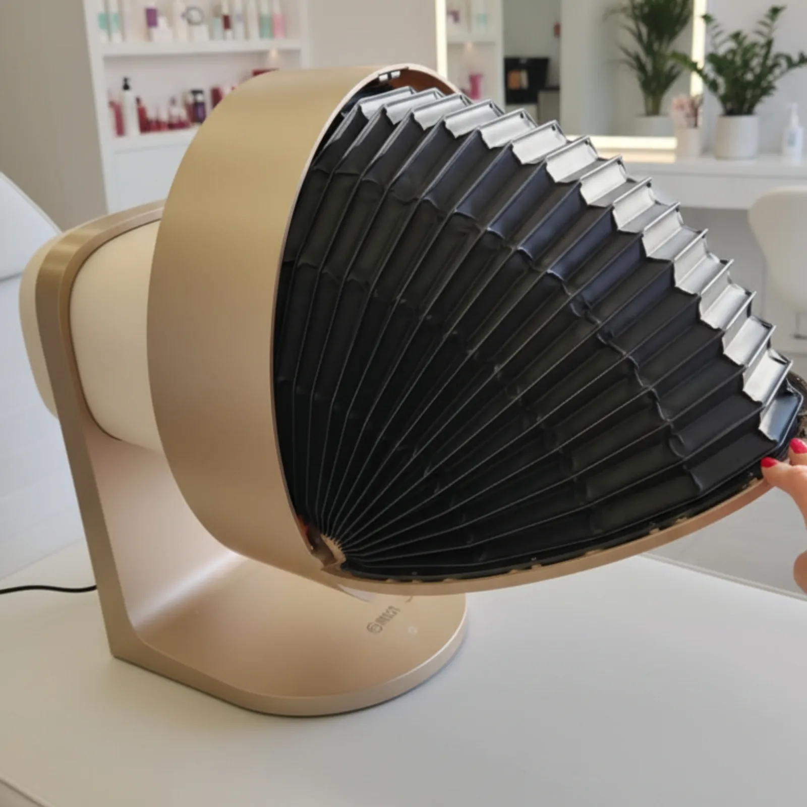 meicet-pro-a-huidanalyse-apparaat-camera-opening-detail