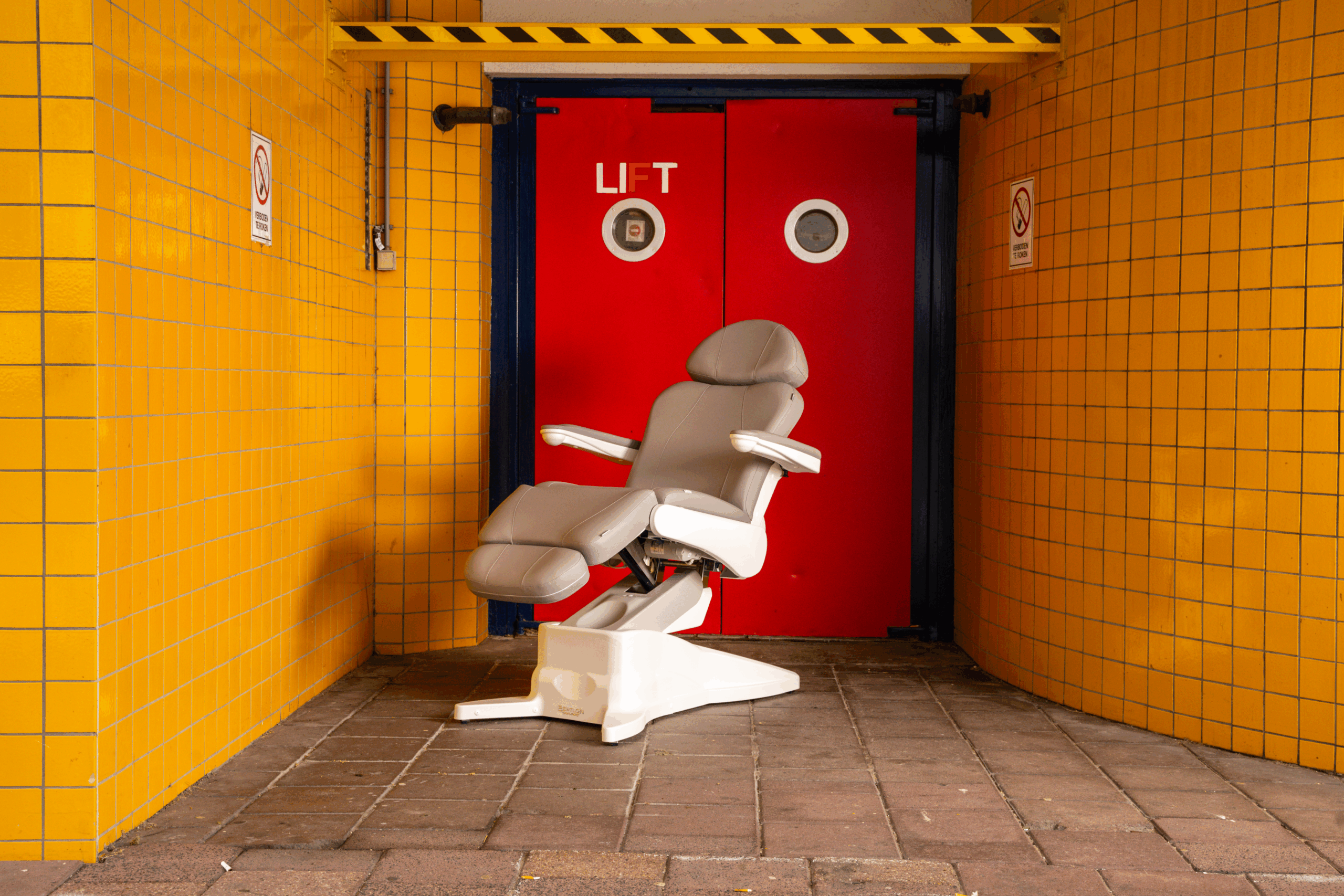 Bentlon Beauty Platinum Premium behandelstoel kopen bij MedAes Europe - gratis kleuradvies